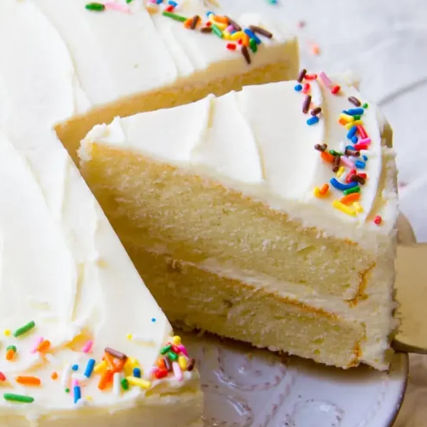 White Cake - Image 3